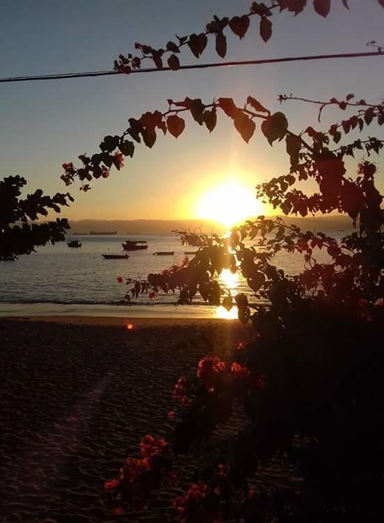 Nena'S Suites Praia de Araçatiba エクステリア 写真